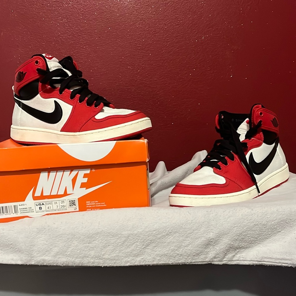 Nike AJKO 1…. Worn 1 time… didn’t fit. Great, new like condition. Original box.